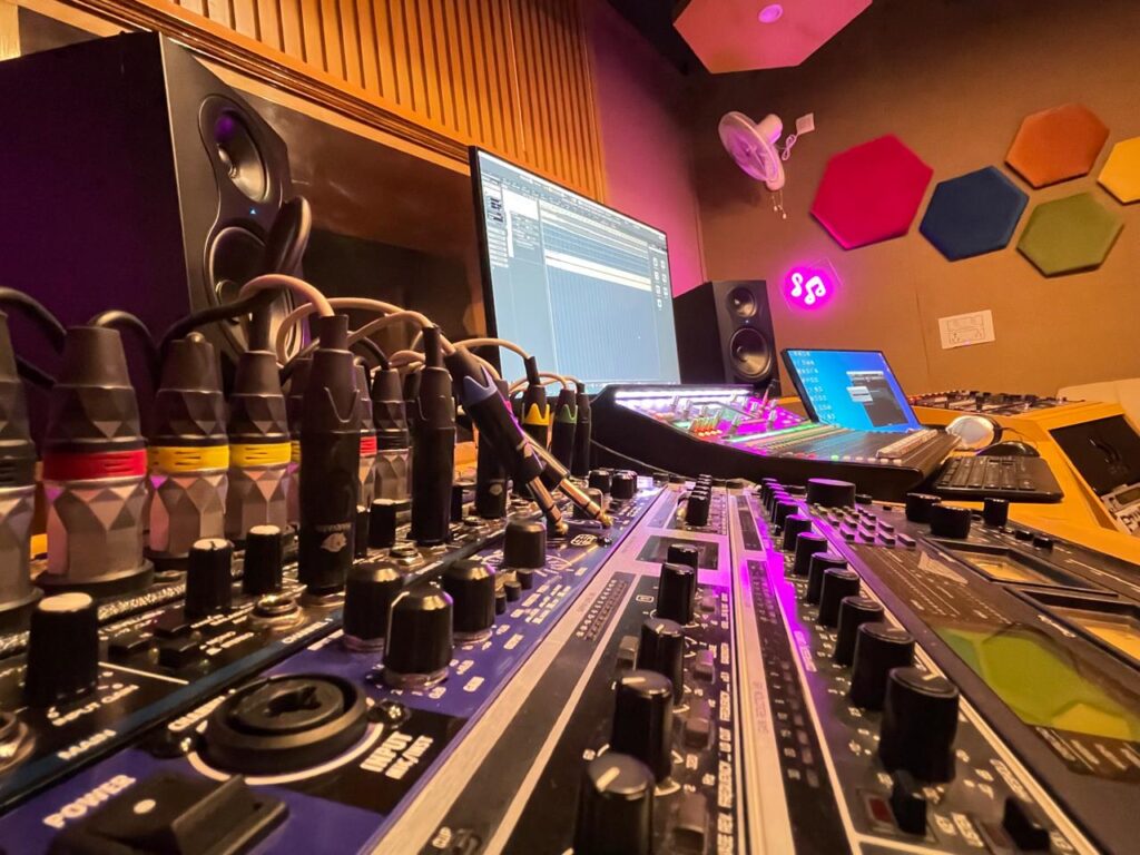 WhatsApp Image 2024-06-22 at 1.22.25 PM (5)